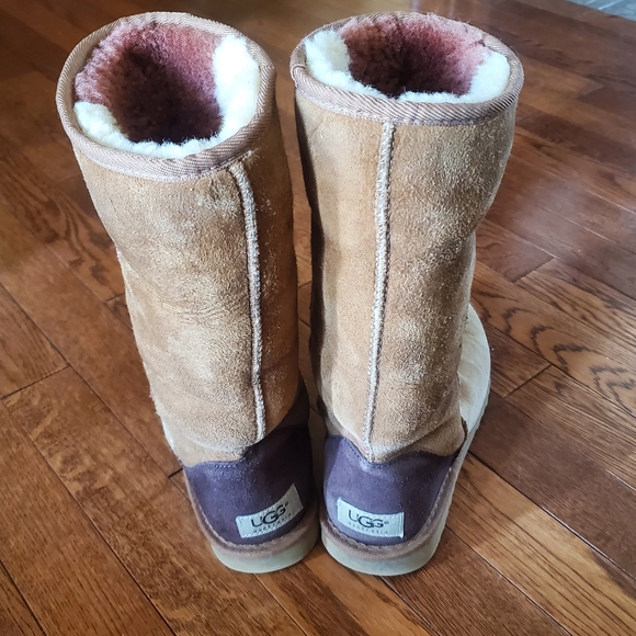 UGG Tan and Pink Winter Boots with Plush Lining - Picture 2 of 6